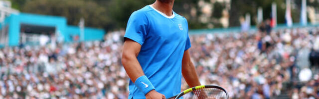 Esireket Alcaraz näitas Monacos võimu, Sinner kohtub poolfinaalis Zvereviga