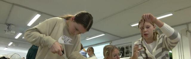 Keskkonnasäästlik kastekann ja turvaline poekott. “Prügiretseptid 2022” võistlusel meisterdati prügist põnevaid uusi tooteid