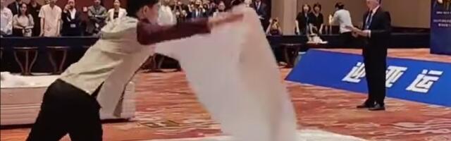 LÕBUS VIDEO ⟩ Voodi tegemise võistlus: kes teeb kõige paremini voodi ära?