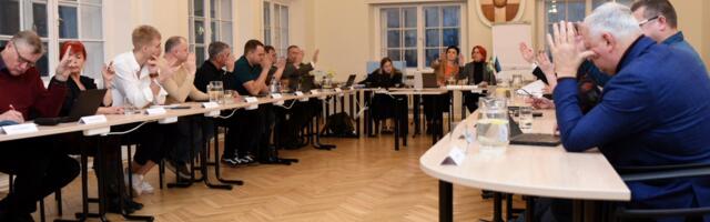 Opositsioon ei toeta volikogu töötasude tõstmist ja aseesimehe püsipalga loomist Türi vallas