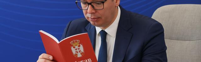 Vučić iz manastira najavljuje "velike promene" u tužilaštvu i pravosuđu: Dolazi vreme odgovornosti