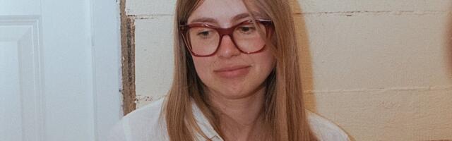 Raamaturiiul: Maryliis Teinfeldt-Grinsi tekstiilikeskus endises raamatukogus