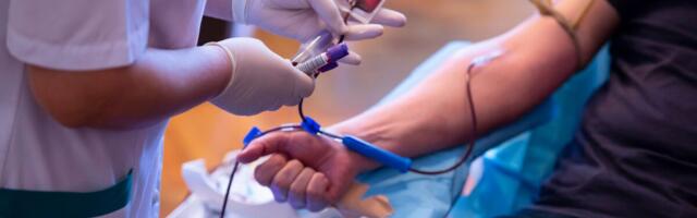 Šveits kaotas homoseksuaalsete meeste vereloovutusele kehtestatud lisapiirangud