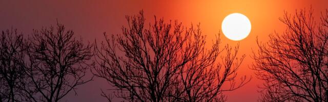 Heida pilk taevasse! Sahara kõrbe tolm muudab täna päikeseloojangu eriti erksaks