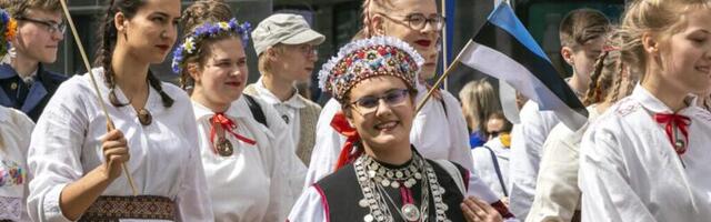 XIII noorte laulu- ja tantsupeo päevad on ametlikud lipupäevad
