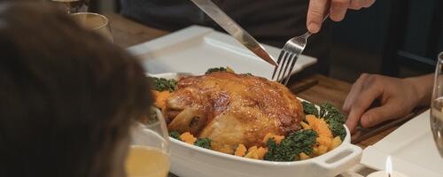 Eestlased naudivad jõulude juures enim õhtusööki ja traditsioone