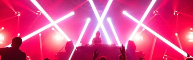 Estonia ja Vanemuine hullutasid öötundidel 19. sajandi tantsulõvisid