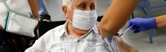 Kreekas hakatakse üle 60-aastaseid vaktsiinist keeldujaid trahvima