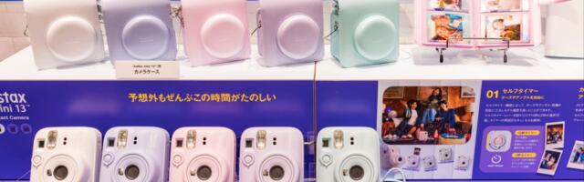 ‘Everything is too high-tech’: Gen Z discovers digital cameras