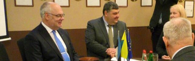 Reporter: President Alar Karis alustas oma Ida-Viru maakonnavisiiti Narvast