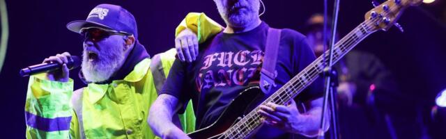 Rokkbändi Limp Bizkit basskitarrist Sam Rivers suri vaid 48-aastaselt