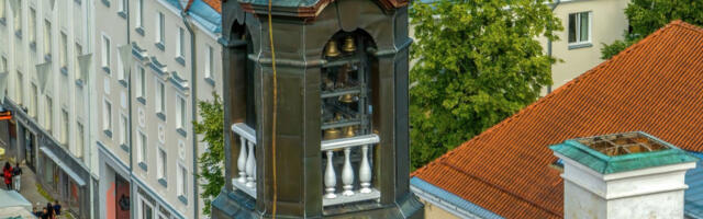 Augustis kõlavad Tartu raekoja kellamängus armastuslood ja isamaalised viisid