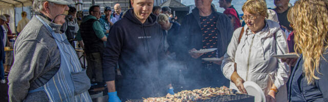 Galerii: Hara sadamapidu meelitas kohale sadu inimesi