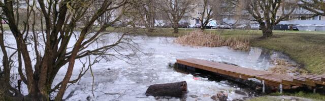 Laps vajus Tartus läbi jää – päästjad tegid selgitustööd