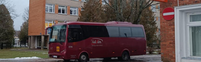 Val­la­va­lit­sus va­lis Kuu­sa­lu ja Lok­sa eri­lii­ni­de ve­da­ja­teks Tu­li­sil­ma ja Re­va­lia­lin­ki