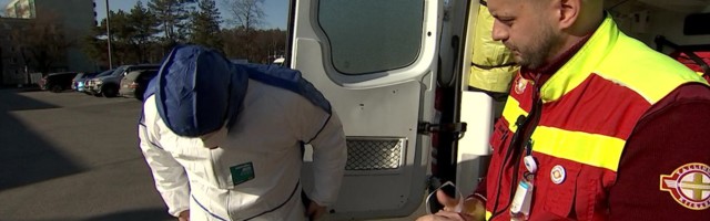 Reporter: Kiirabitehnik Urmo Tamm meeleavaldajatele: See viirus on päriselt ka olemas!