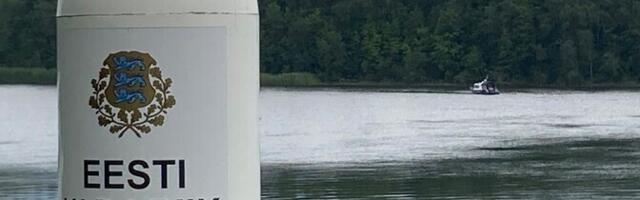 Piirivalve kaater kaldus rikke tõttu Narva jõel Venemaa vetesse