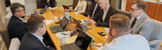 Riigikogu fraktsioon arutas rahanduse ja tervishoiuga seotud küsimusi
