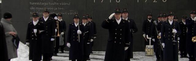 Reporter: Eestis mälestati vaikuseminutiga Vabadussõjas langenuid