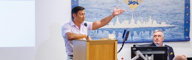 Михаил Кылварт: министр Кармен Йоллер должна подать в отставку