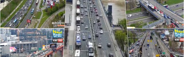 SVE TEČE, ZASTOJA NEMA: Nesvakidašnji jutarnji špic bez gužvi, kolone duge samo na Plavom mostu (FOTO)