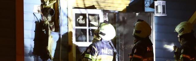 FOTOD | Kalamajas põleb korter, viga sai kass