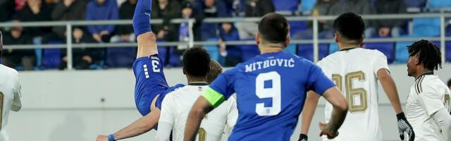 FANTASTIČNE MAKAZICE ZA TV ŠPICE: Nestvaran gol Strahinje Pavlovića za delirijum u Bačkoj Topoli!