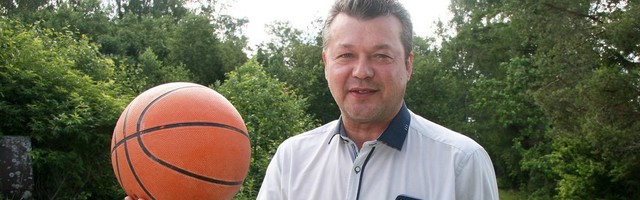 Jõhvi võim sai hüvitist makstes spordikooli juhist lahti