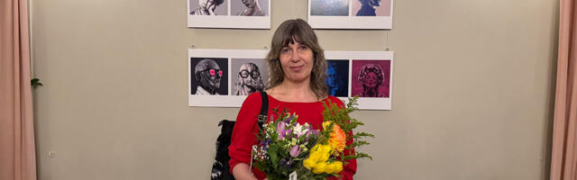 KRIS­TI KIN­DEL tõi Kuu­sa­lu rah­va­maj­ja näi­tu­se „Di­gi­saht­li tuu­lu­tus“