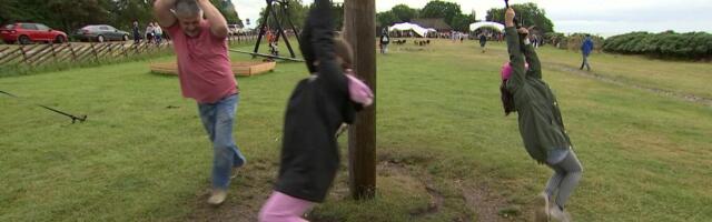 Viimsis peeti vihma kiuste Rannarahva festivali «Merelaulu pidu»