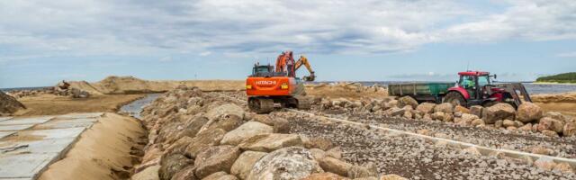 Попытаются найти останки погибших 54 года назад рыбаков и достроят мол Нарва-Йыэсуу к осени следующего года