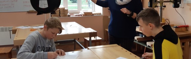 Ülekoormatud õpetajatele pakutakse mitmelt poolt abikäsi