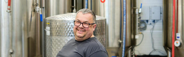 Hiiu õlle traditsioon tõuseb värske sõõmuna varjusurmast