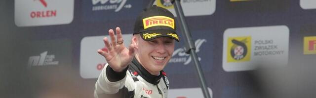 Kalle Rovanperä võitis Itaalias ralli koos oma emaga 