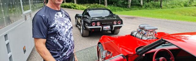 Ettevõtja toob sportautode kollektsiooni päevavalgele: Viljandisse tuleb Corvette’i muuseum