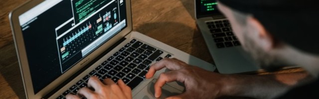 Paljastame tõe: häkkerid said kätte Eesti koroonahaigete ja lähikontaktsete andmed