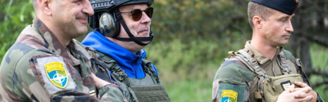 President Karis külastas õppust Kevadtorm