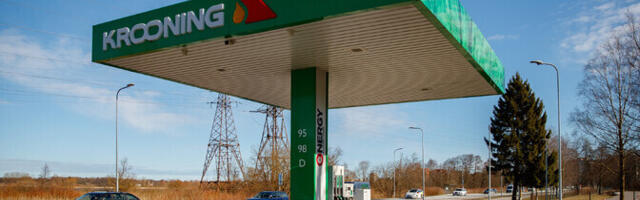 Руководство АЗС Krooning опровергло утверждение Delfi о снятии всех денег при оплате картой
