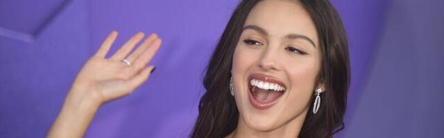 Olivia Rodrigo avaldab jahmatava küsimuse, mida ta esimesel kohtingul küsib: „jah“ vastus näitab, et mees on ennasttäis
