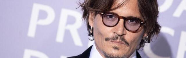 FOTO | Nagu isa suust kukkunud! Johnny Deppi tähesära vältiv poeg jäi üle tüki aja kaamera ette