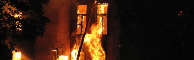 Narvas puhkes metallitööstuses suur tulekahju