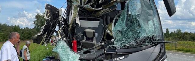 Ränk bussiõnnetus andis olulise õppetunni: Lux Express tõhustas reisijate turvalisust