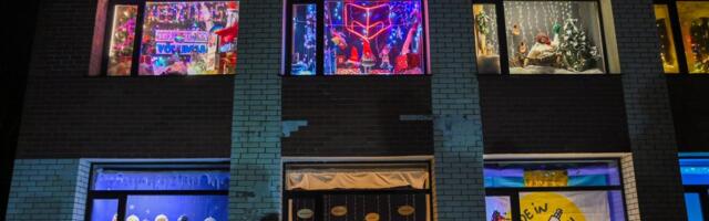 FOTOD ja VIDEO | Jõulumaagia aeg! Väätsal avati 46 muinasjutulist vaateakent