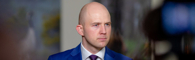 Keskerakonna Pirita piirkonna esinumber on Tõnis Mölder