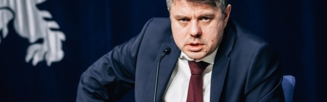 Reinsalu: valitsusel pole infot koroonaviiruse inimtekkelisest päritolust, aga internetis on eri versioone