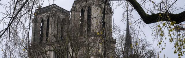 REPORTAAŽ | Jumalaema kirik avas taas uksed: päikeselisel hommikul, poliitkaose keskel