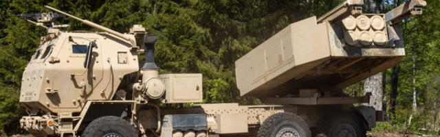 Eesti harjutab Kevadtormil USA mitmikraketiheitja HIMARS raketisuurtükipatareiga koostööd