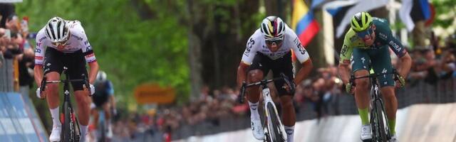 Pogacar jäi Giro avaetapil võiduta, Mihkelsi tiimikaaslane mägedesärgis